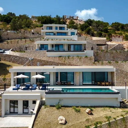 Seaview Villas In Villa